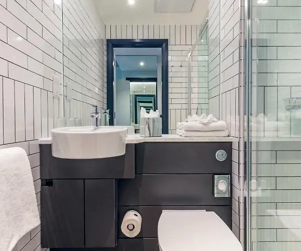 The Hendrick Smithfield 4*