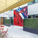 Otel The Hendrick Smithfield