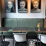 Otel The Hendrick Smithfield