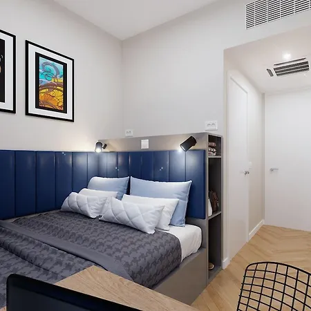 The Hendrick Smithfield 4*