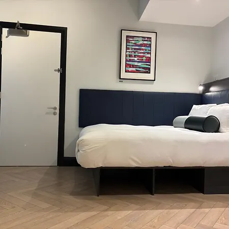The Hendrick Smithfield Hotel 4*