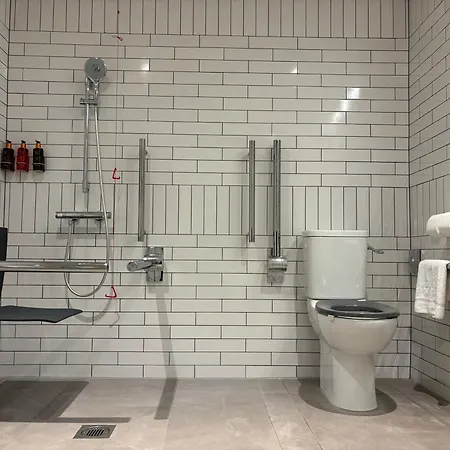 The Hendrick Smithfield Hotel 4*