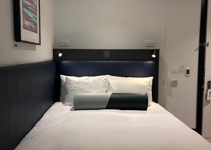 The Hendrick Smithfield Otel