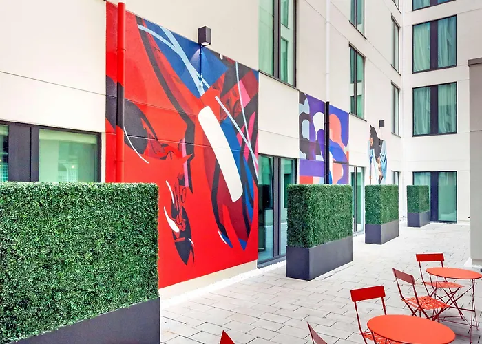 The Hendrick Smithfield 4*