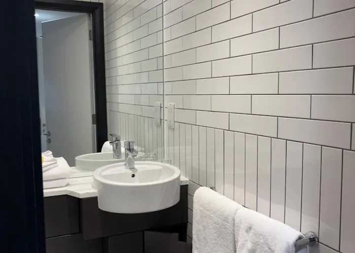 The Hendrick Smithfield 4*